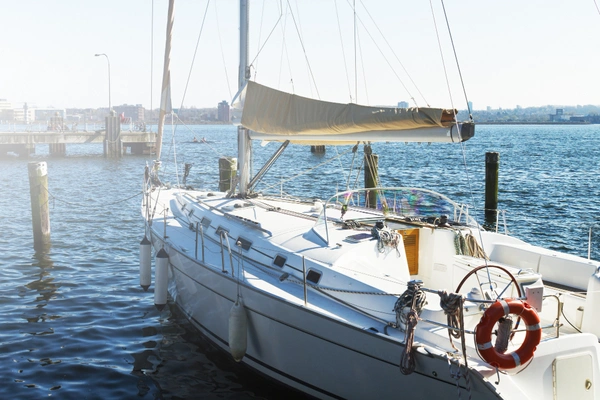 Private Yacht zwischen Müritz und Kölpinsee